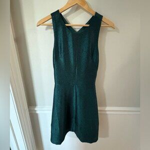 HM US6 green cocktail fit and flare dress. Triangle opening on back. Holiday/NYE